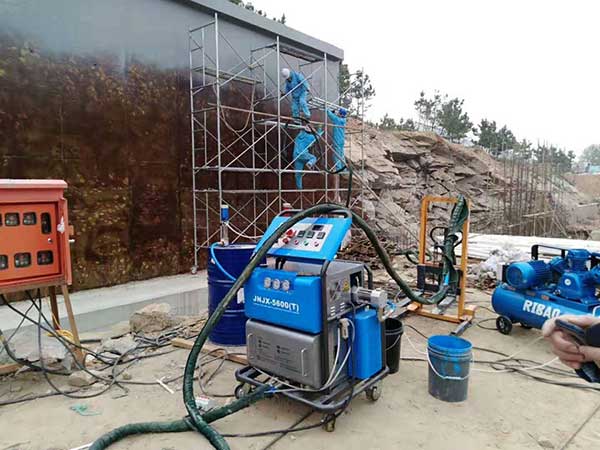 聚脲噴涂機價格(圖2) 聚脲噴涂機JNJX-H5600(T)