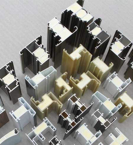 斷橋鋁專(zhuān)業(yè)發(fā)泡機(jī)(圖2) 斷橋鋁發(fā)泡保溫案例