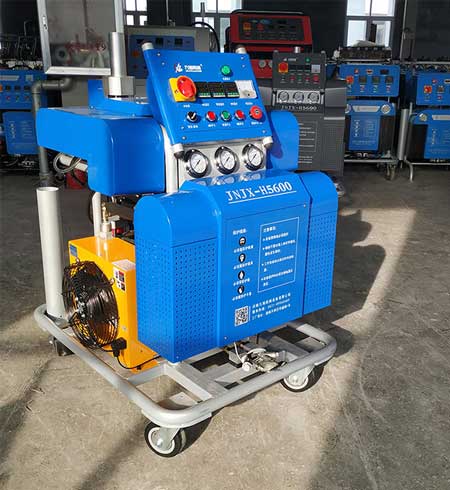 液壓聚脲噴涂機(圖2) H5600液壓聚脲噴涂機